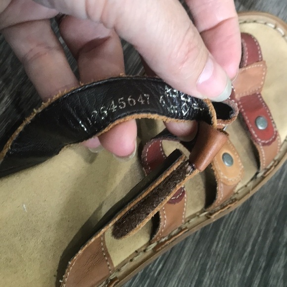 𝅺RIEKER comfortable strappy slip on sandals sz 36 or 5.5 - Picture 9 of 10